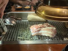 -肉甲韩国木炭烤肉(新壹街1店)