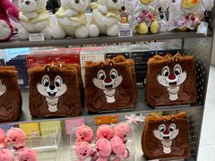 -泡泡玛特POPMART(蓝色港湾店)