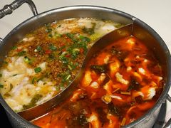 -德林酸菜鱼火锅(南丹店)