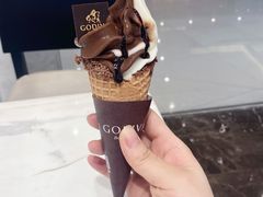 香草黑巧双重口味-GODIVA(恒隆广场店)