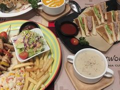 -遇见西木美式餐厅(体育路店)