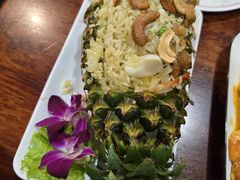 -Dang restaurant (patong phuket)