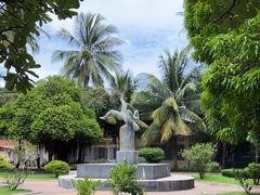 -吐斯廉屠杀博物馆