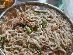 -正宗杨记普洱酸醋米线(总店)