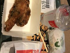 -麦当劳(龙洞店)
