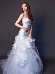 -Renee芮亦婚纱(原丽莎)