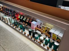-星巴克臻选(上海虹桥新天地三店)