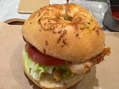 香辣鸡腿堡-必胜客(仲盛商城王安宇主题店)