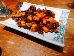 普洱茶炒爆浆豆腐-云海肴·汽锅鸡·云南菜(美罗城店)