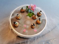 鱼子酱菌香布袋-三利音·东方司宴(外滩店)