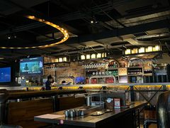 -麦凯伦烧烤·精酿超级工厂店(金桥总店)