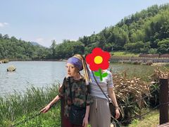 -梅岭月亮湾山体公园