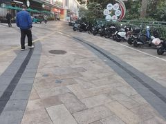 -老山村酒楼(白石洲店)