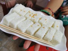 -周大娘牛乳(旧寨古村总店)