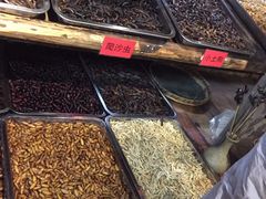 -昆虫窝子·特色云南菜(拓东路总店)