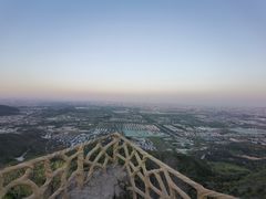 -鬼笑石后山停车场