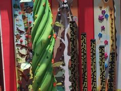 -蒙特利亲子乐园