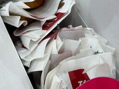 -潘祥记鲜花饼(昆明长水国际机场店)