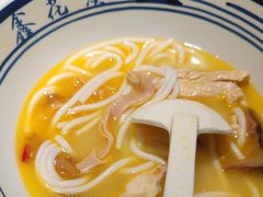-鑫花溪牛肉米粉(景德路店)