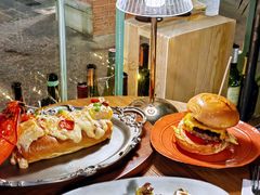 -LESCEDARS Brasserie Bistro香柏树
