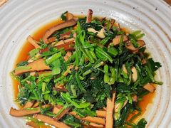 青年拌菜-青年公社烤鸭(滨湖银泰店)