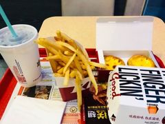 -肯德基(建外SOHO店)