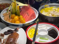 -新淮扬村·淮扬菜·北京烤鸭·世界美食之都示范店(崇文门店)