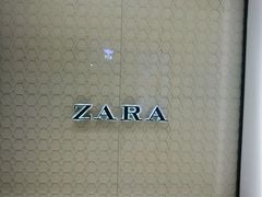 -ZARA(恒隆广场店)