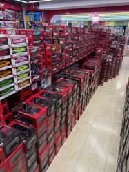 -百荣二期玩具城
