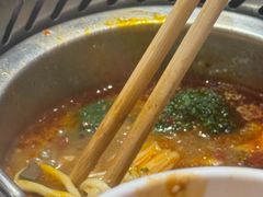 -龍歌自助小火锅(芝罘万达店)