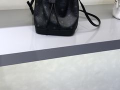 -MCM(比斯特上海购物村店)
