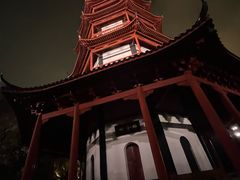 -绳金塔