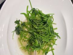 -忆江南·临江鱼馆