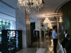 -上海虹桥西郊假日酒店