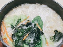 -灵芝妹子海鲜米线(凯德和平广场店)