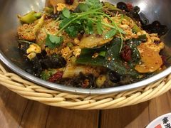 -拿渡麻辣香锅(世茂广场·工三店)
