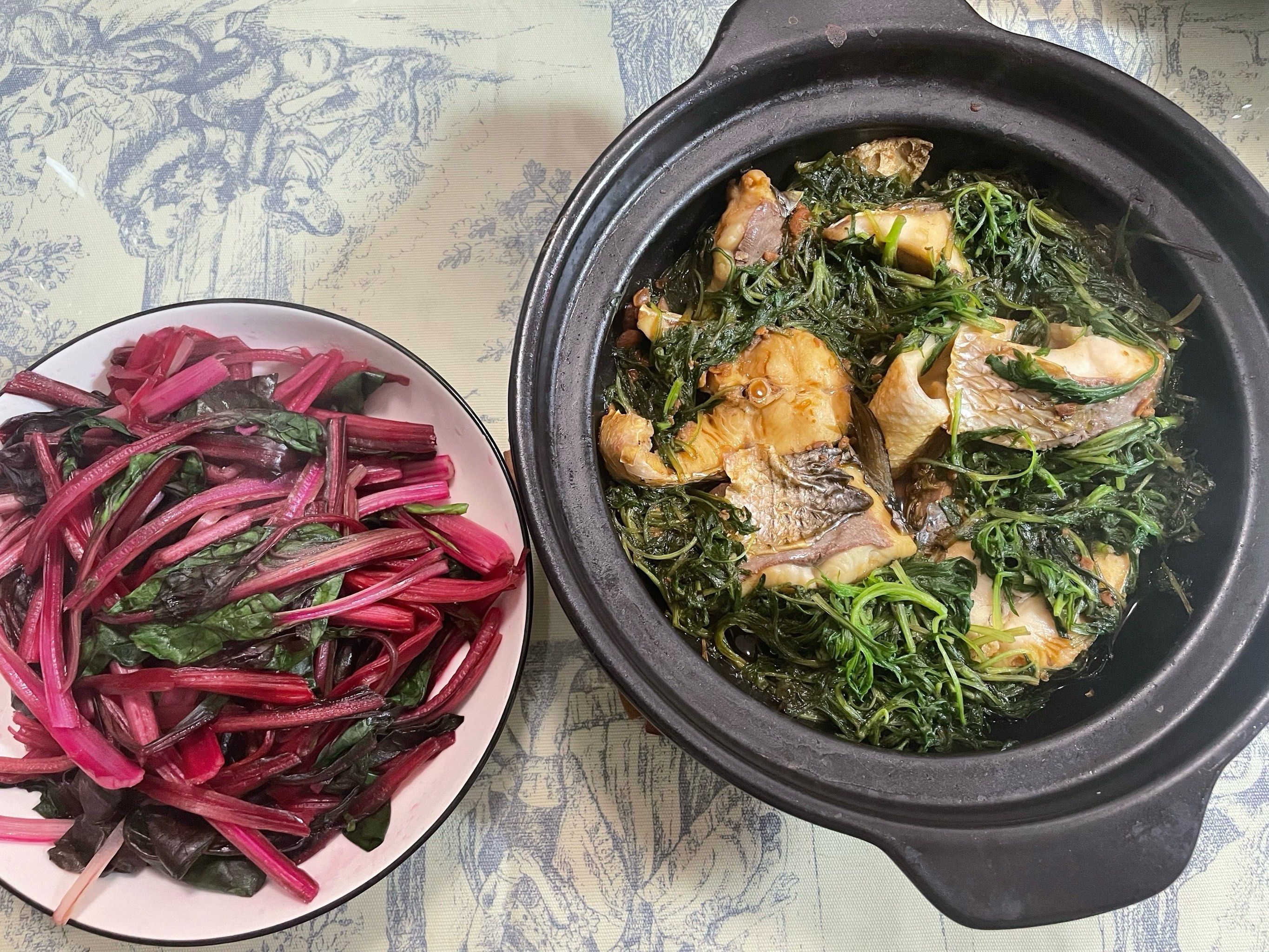 今日野菜:柳蒿芽
野菜中,对柳蒿芽的