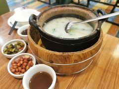皮蛋瘦肉粥-阿义海鲜粥(九眼桥店)