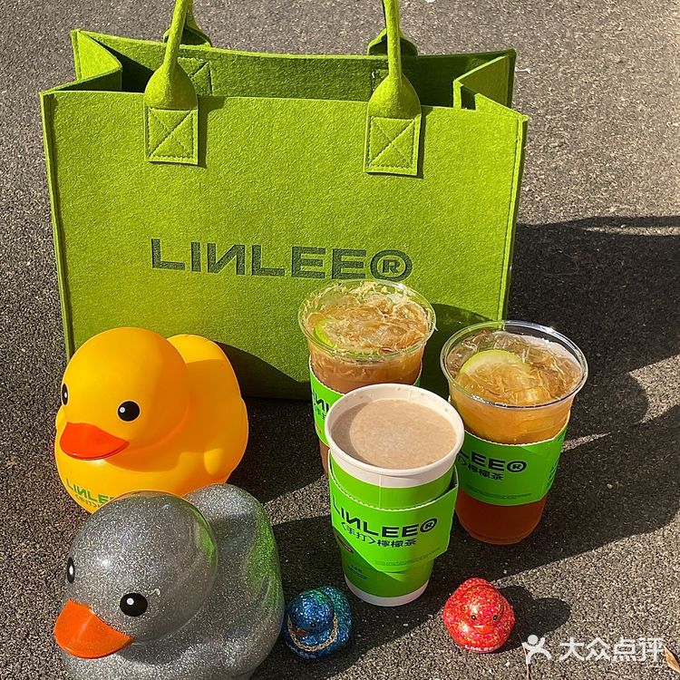 在香港!!!全城派送小黄鸭啊啊啊…🦆