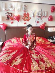 -拉瑞娜LaReine婚纱礼服高级定制