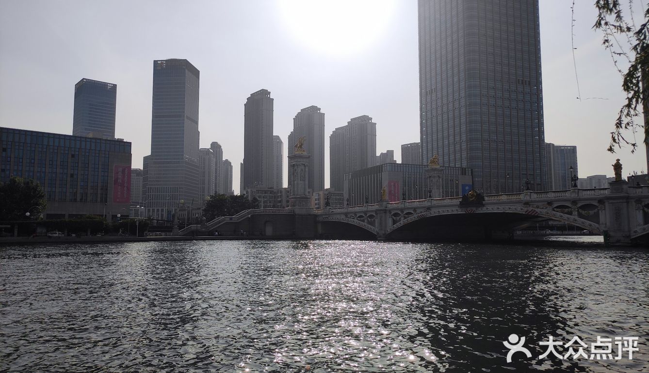 美丽的海河
