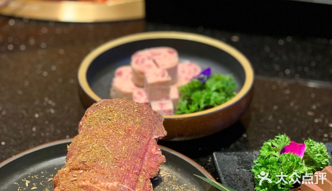 重庆火锅人间烟火在渝利‼️锅底正牛肉嫩真绝了