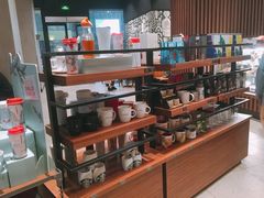 -星巴克(武汉欧利新天地店)