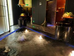 -尚善若水·汤泉·SPA·沐足(东方渔人码头店)