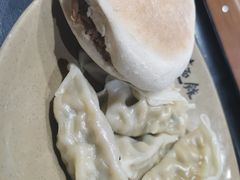 -亮亮面馆(经六路店)