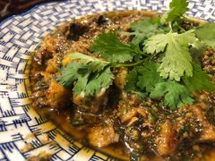 童年热窝鸡-百年粉蒸牛肉