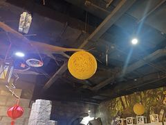 -暴风岛沉浸式体验馆(百联世纪店)