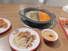 -言玖鲜火锅串串披萨自助(益田假日店)