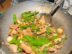 -费大厨辣椒炒肉(万家丽一店)