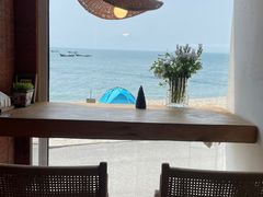 -银沙滩浴场